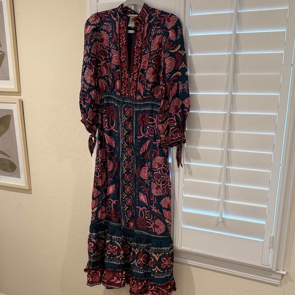 FARM Rio Floral Long Sleeve Dress - Picture 2 of 10